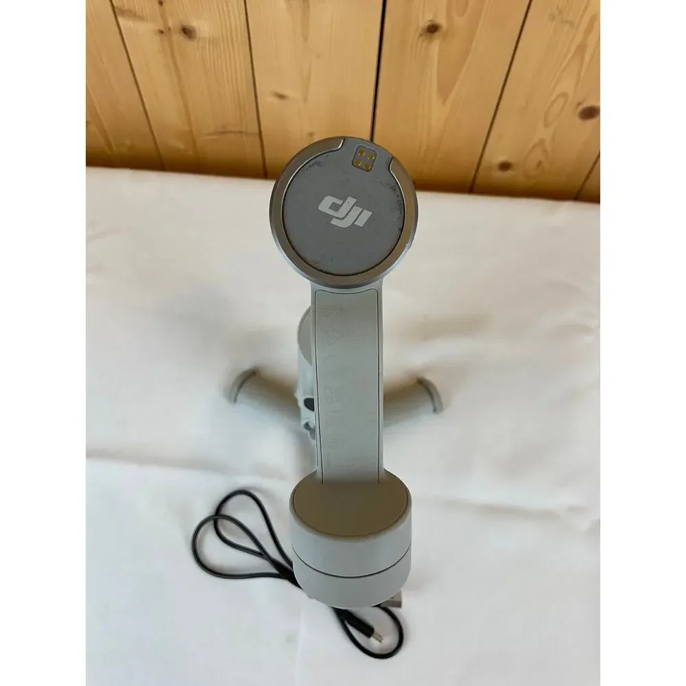 DJI Osmo Mobile 7 Smartphone 3-Axis Gimbal Stabilizer, Gray (DEVICE ONLY)